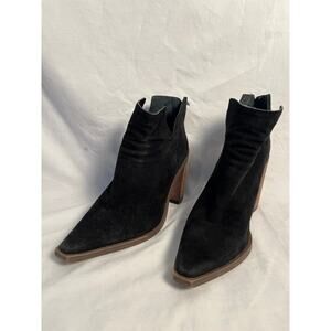 Vince Camuto Black Suede Ankle Boots Block Heel Women’s Size 7